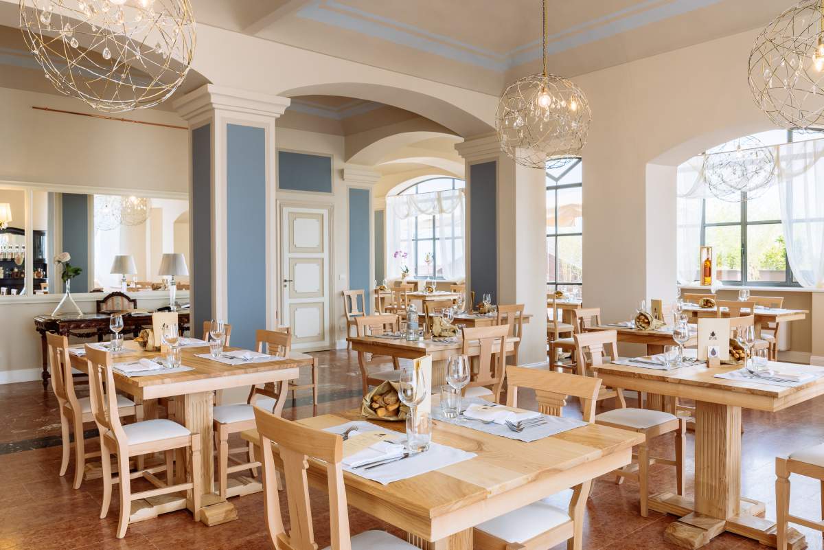 Taking Over a Restaurant? Here's What to Do