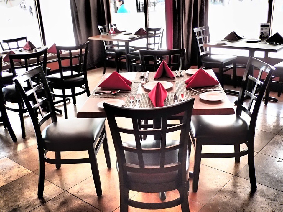 Restaurant Tables: Tips
