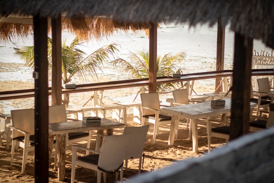 Advantages of a Beachfront Restaurant